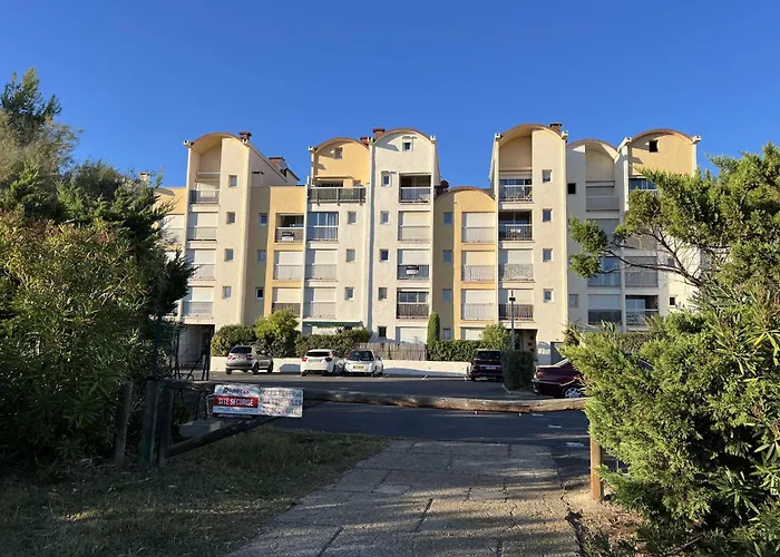 Aig_183 Renove Avec Terrasse Et Vue Exceptionnelle Sur La Marina, L'etang Et Le Village De דירה *